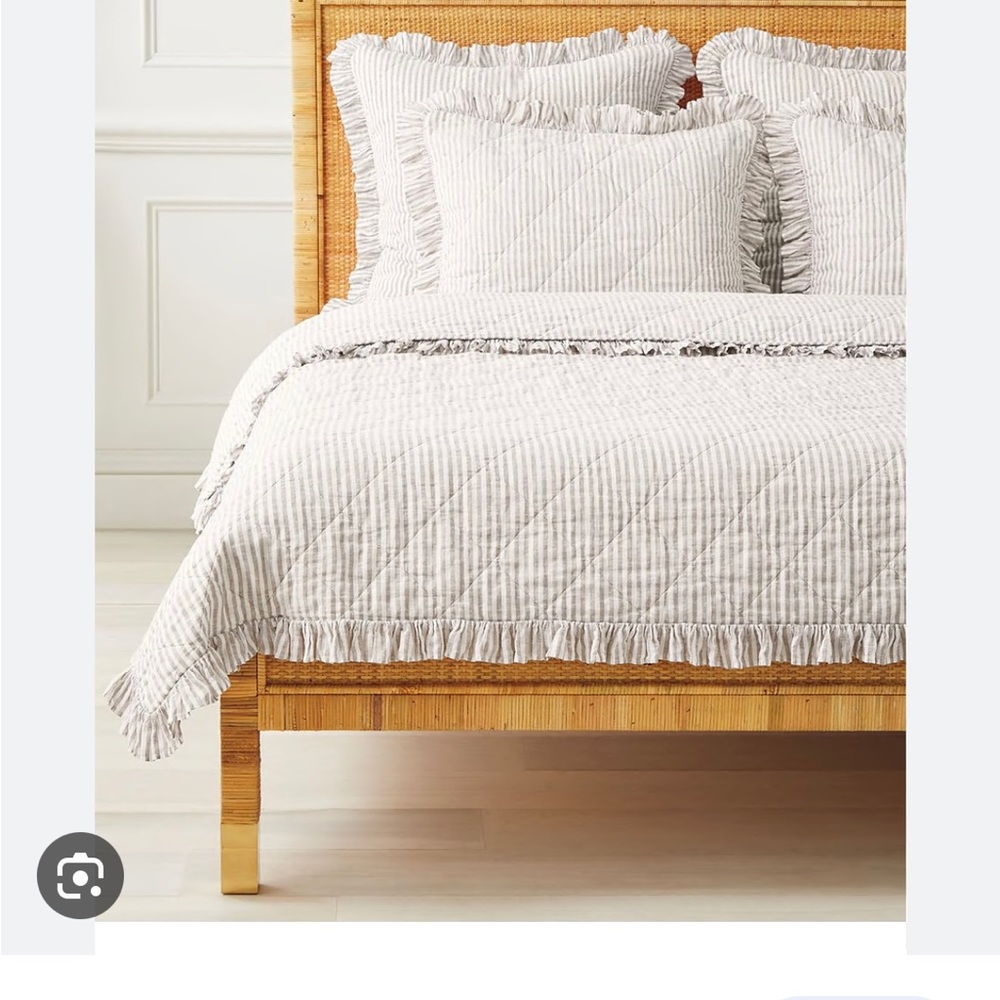 Serena and Lily Nantucket Stripe King/Cal King quilt and matching Euro Shams (2)